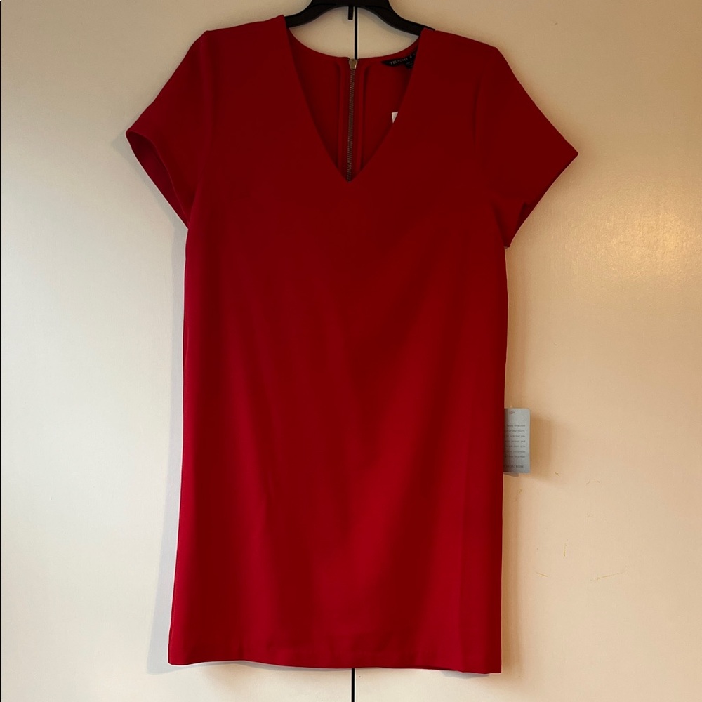 Felicity & Coco Red V-neck Short Sleeve Dress